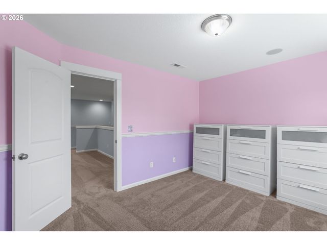 7281 Ne ROCKRIDGE Pl, Hillsboro, OR 97124