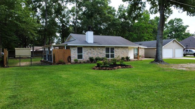 218 Holly Lane, Woodbranch, TX 77357