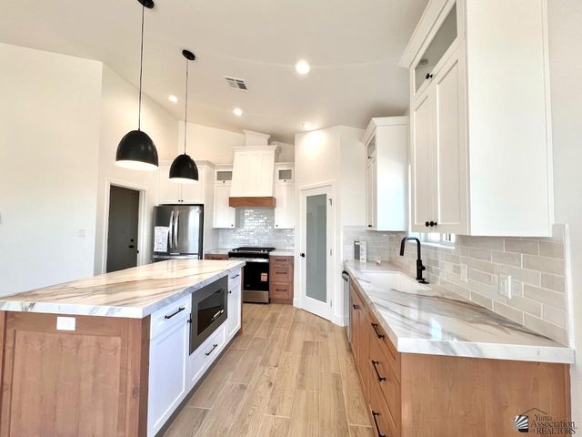 10811 E 46 Pl, Yuma, AZ 85367