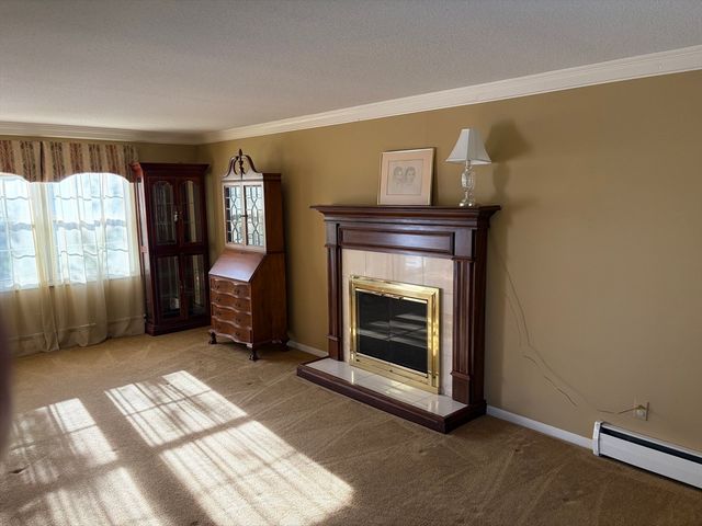 118 Longwood Drive, Chicopee, MA 01020