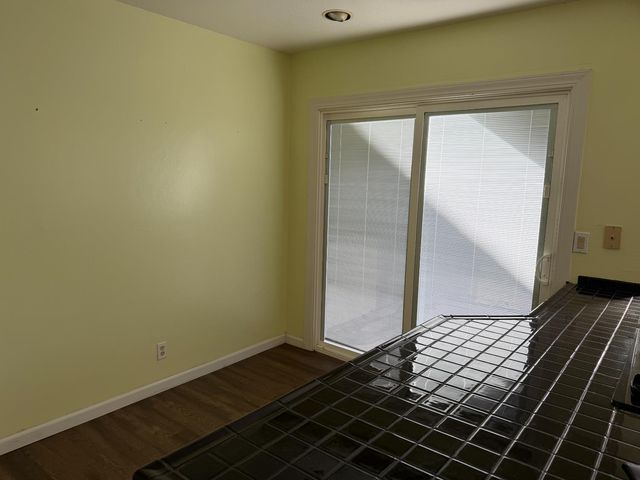 5825 Laguna Trail Way, Elk Grove, CA 95758
