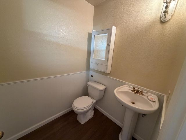 5825 Laguna Trail Way, Elk Grove, CA 95758
