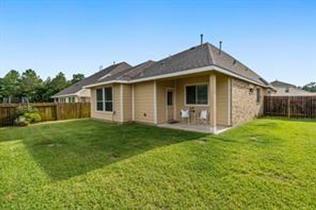 30110 E Sapling Oaks Place, Magnolia, TX 77355