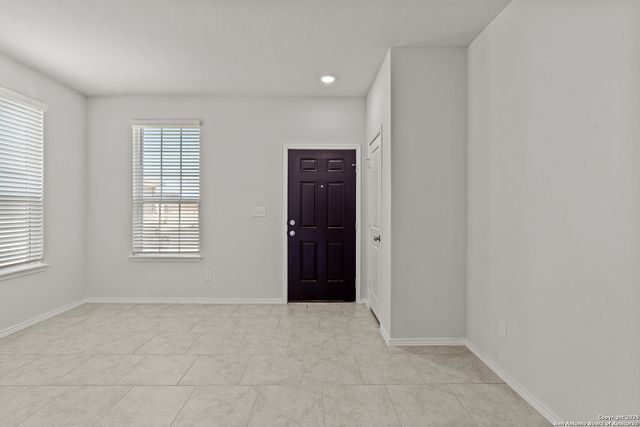 923 Bluegrass Point, New Braunfels, TX 78130