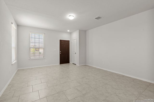 923 Bluegrass Point, New Braunfels, TX 78130