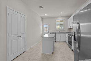 923 Bluegrass Point, New Braunfels, TX 78130