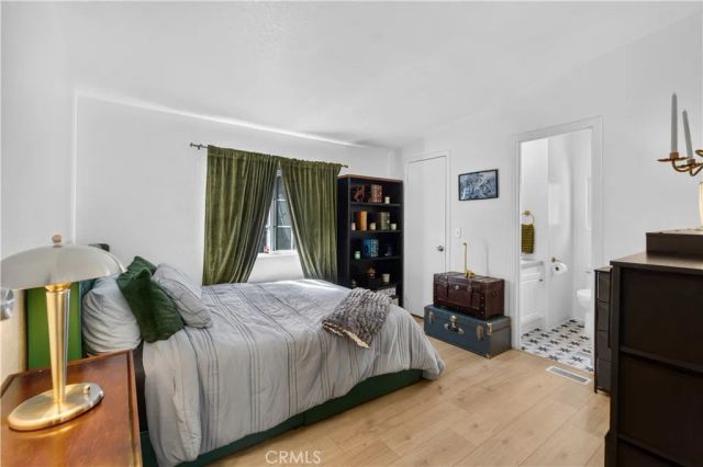 327 W Wilson 74, Costa Mesa, CA 92627