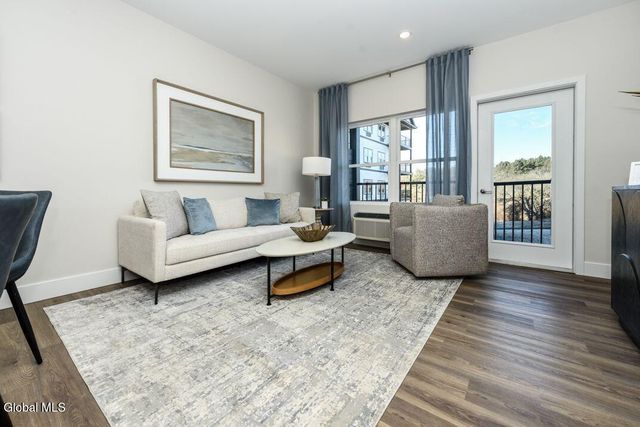 6051 State Farm Road 118, Guilderland, NY 12084