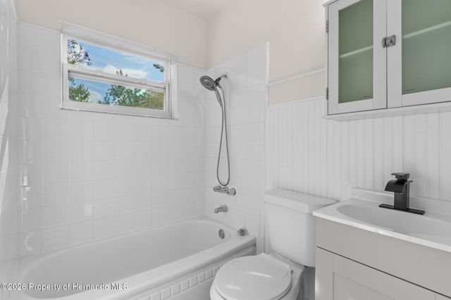 7100 Ashwood Drive, Port Richey, FL 34668