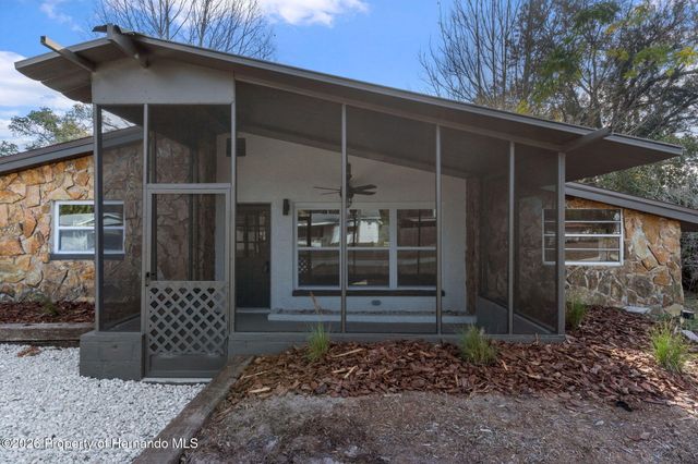 7100 Ashwood Drive, Port Richey, FL 34668