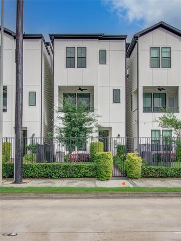 2818 Grand Fountains Drive B, Houston, TX 77054