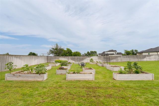 2225 NW 227th Street, Edmond, OK 73025