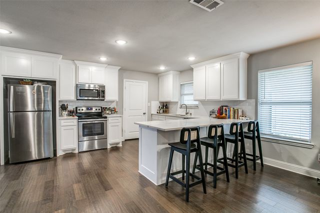 7324 Rutgers Drive, Dallas, TX 75214