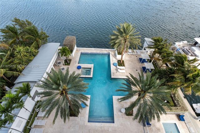 17301 Biscayne Blvd 611, North Miami Beach, FL 33160