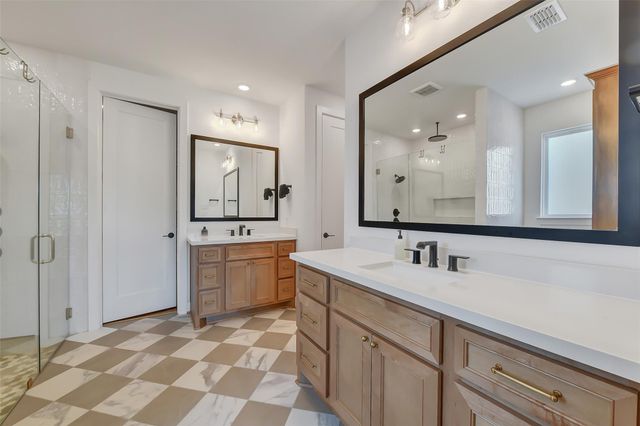 1400 River Point Drive, Friendswood, TX 77546
