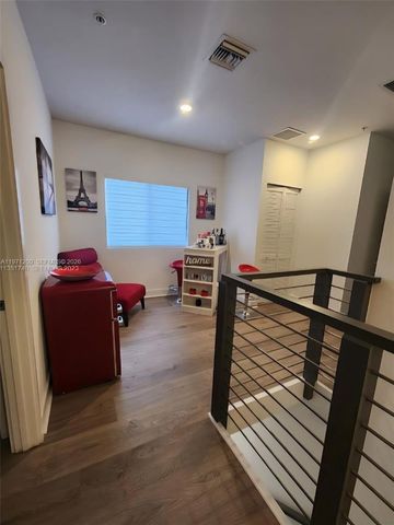 929 NW 45th Ter 929, Plantation, FL 33317