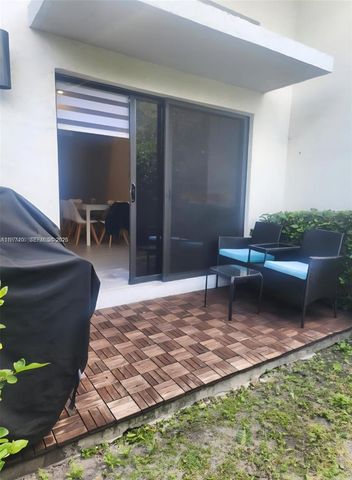 929 NW 45th Ter 929, Plantation, FL 33317