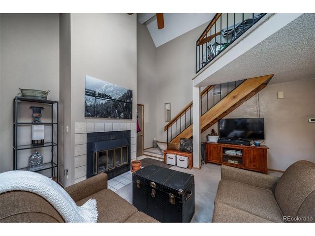 834 S Vance St F, Lakewood, CO 80226