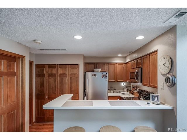 834 S Vance St F, Lakewood, CO 80226