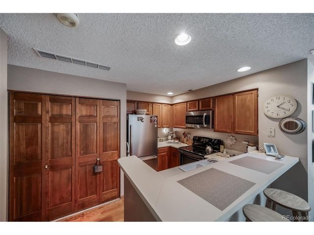 834 S Vance St F, Lakewood, CO 80226