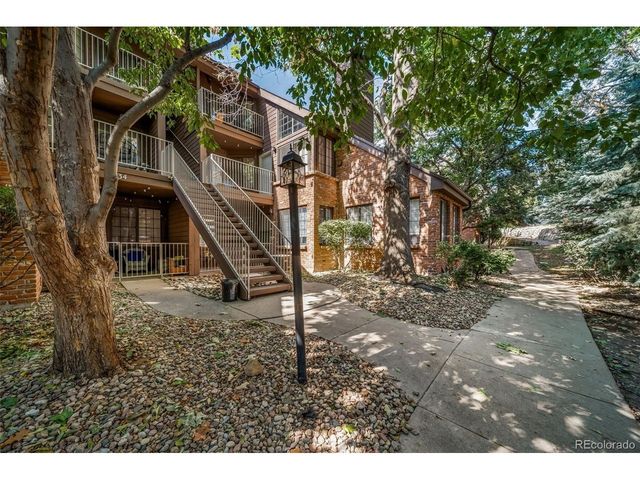 834 S Vance St F, Lakewood, CO 80226