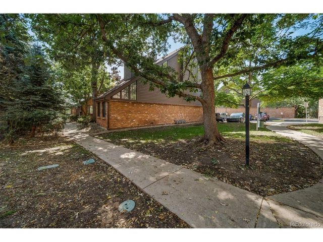 834 S Vance St F, Lakewood, CO 80226