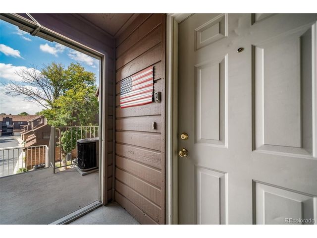 834 S Vance St F, Lakewood, CO 80226