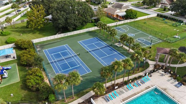 544 ROYAL RIDGE STREET, Valrico, FL 33594