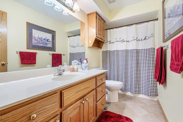 23 Sunderland Drive, Bella Vista, AR 72714