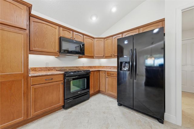 1102 ALLAIRE LOOP, The Villages, FL 32163