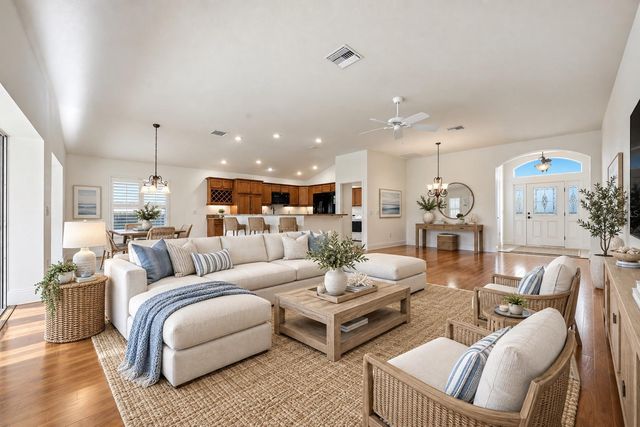 1102 ALLAIRE LOOP, The Villages, FL 32163