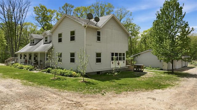 978 S County Road G, Boyd, WI 54726
