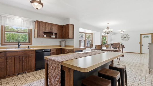 978 S County Road G, Boyd, WI 54726