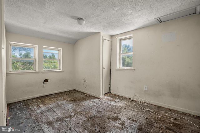 413 DEPTFORD AVE, Woodbury, NJ 08096