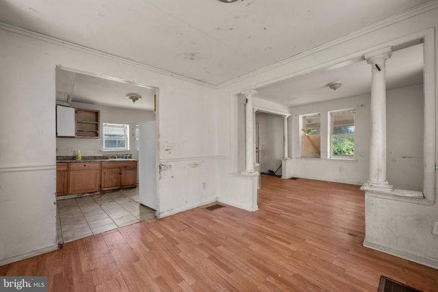 413 DEPTFORD AVE, Woodbury, NJ 08096