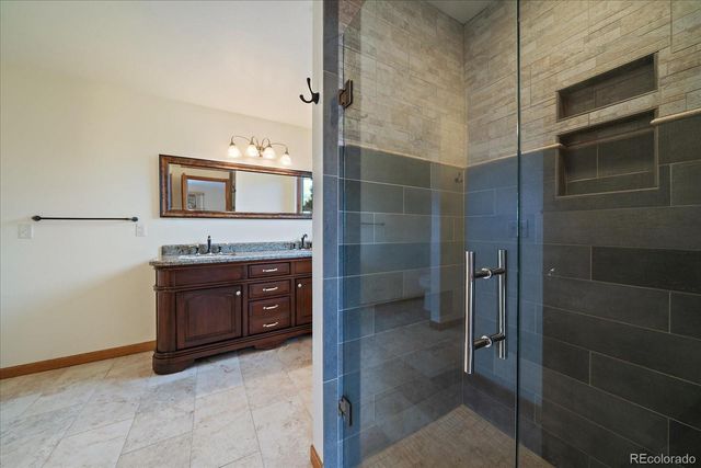 2428 Maplewood Circle W, Longmont, CO 80503