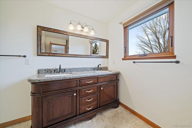 2428 Maplewood Circle W, Longmont, CO 80503