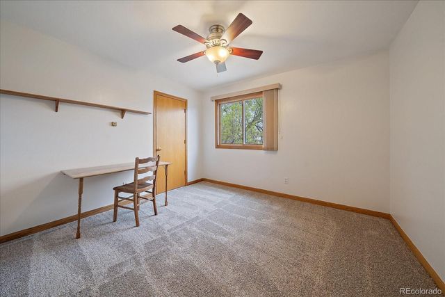 2428 Maplewood Circle W, Longmont, CO 80503