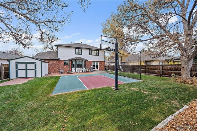 2428 Maplewood Circle W, Longmont, CO 80503