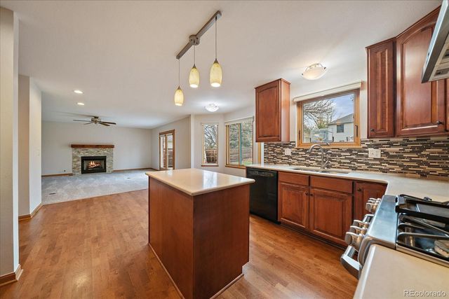 2428 Maplewood Circle W, Longmont, CO 80503