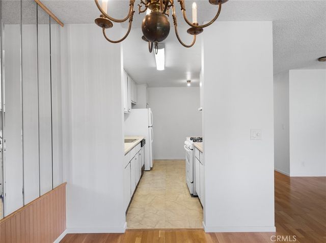 4919 Indian Wood Road 396, Culver City, CA 90230