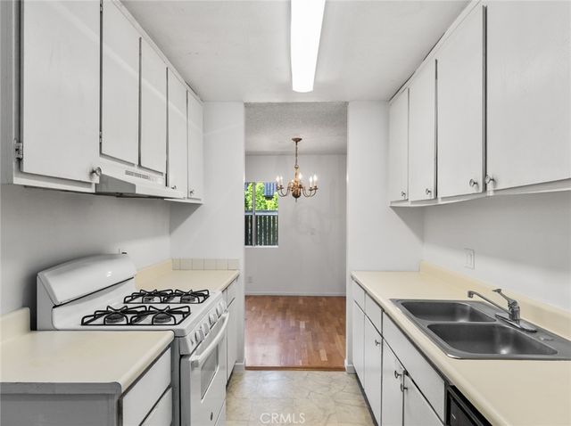 4919 Indian Wood Road 396, Culver City, CA 90230