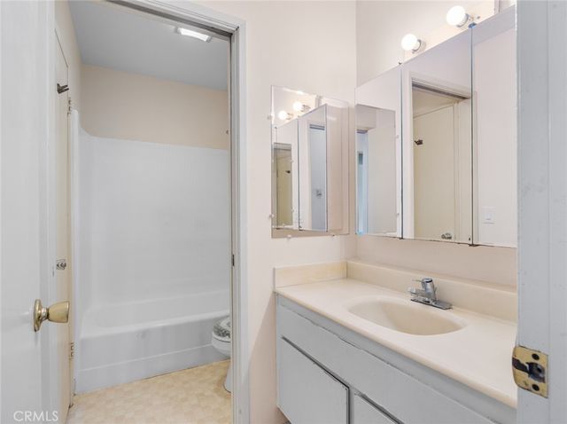 4919 Indian Wood Road 396, Culver City, CA 90230