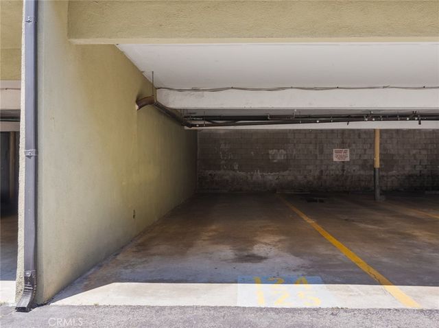 4919 Indian Wood Road 396, Culver City, CA 90230