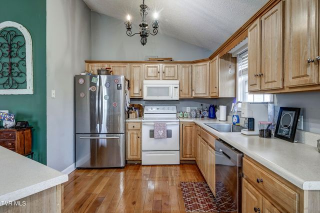 103 Judd Lane, Johnson City, TN 37604