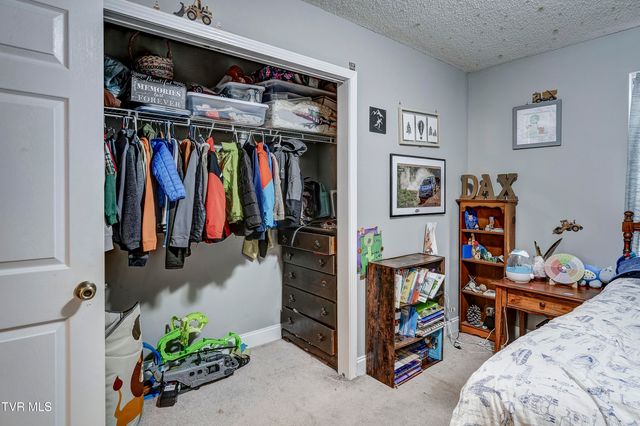 103 Judd Lane, Johnson City, TN 37604