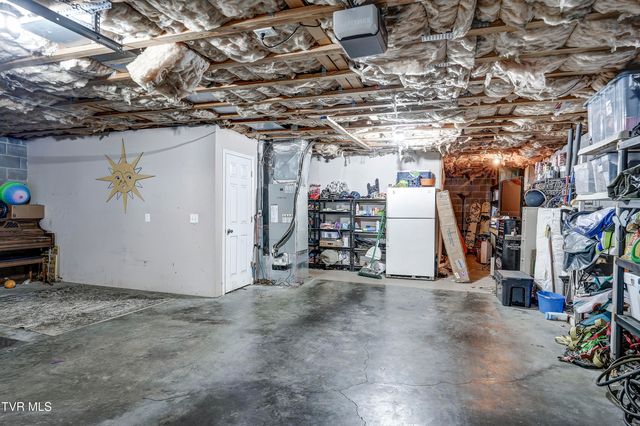 103 Judd Lane, Johnson City, TN 37604