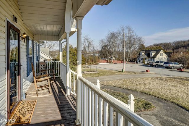 103 Judd Lane, Johnson City, TN 37604