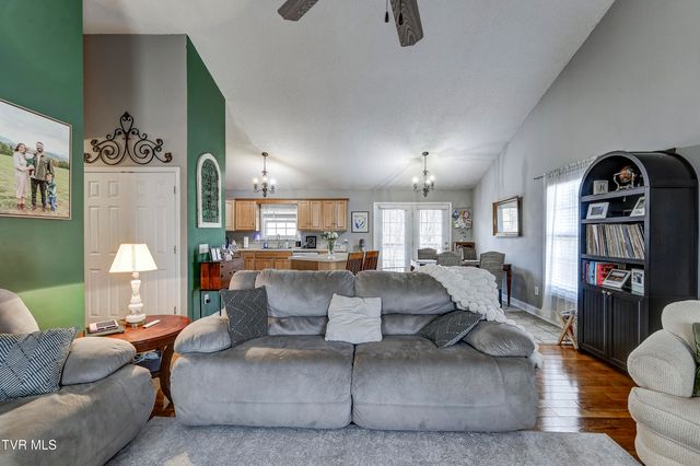 103 Judd Lane, Johnson City, TN 37604