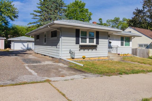 717 Hall Avenue, Saint Paul, MN 55107